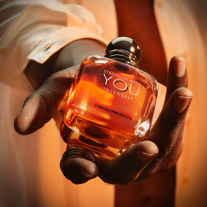 香水(男性用) ARMANI Stronger With You Intensely Armani Stronger With You Intensely Parfum | Parfumerie.nl