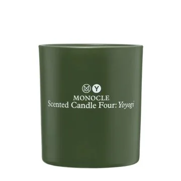 Comme des Garçons Monocle Yoyogi Kaars 165 gr.