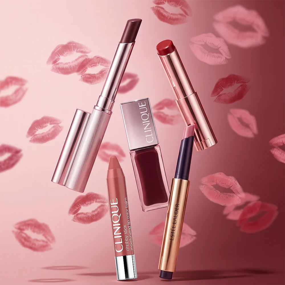 Promotiebeeld met een collectie van nieuwe luxe parfums en cosmetica.